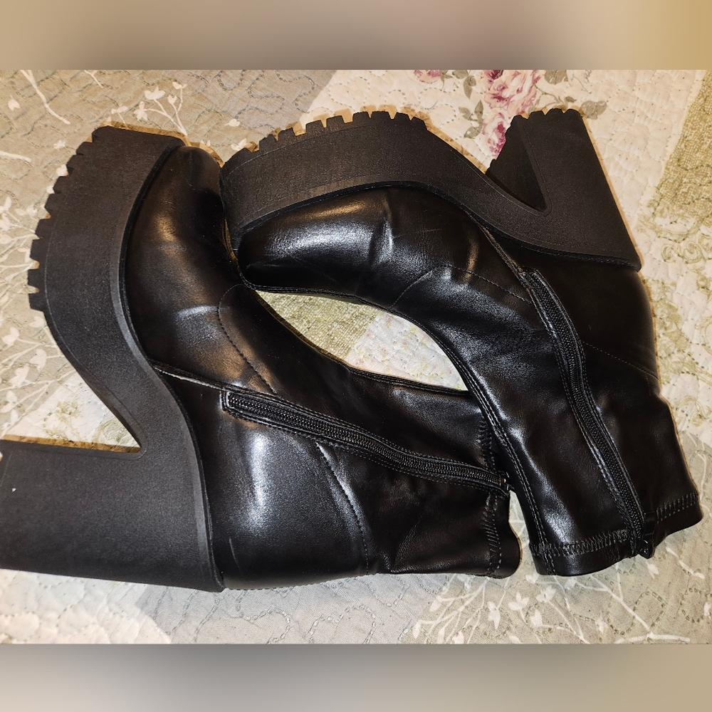 Charlotte Russe Black Platform Chunky Heel Ankle Boots